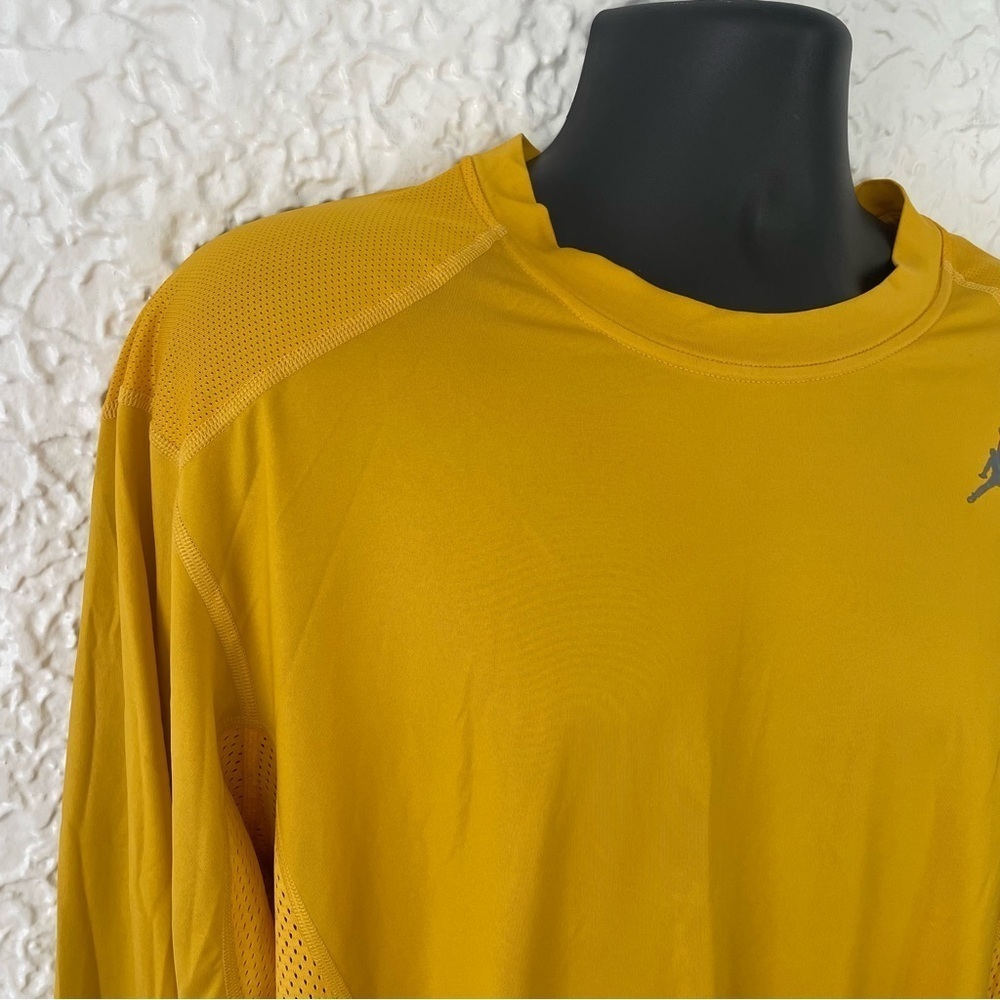 Air Jordan Men’s Dri-Fit Long Sleeve Vented Athletic Top Shirt Size XXL Yellow - Picture 5 of 11